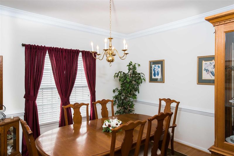 5941 Big Sandy Dr, Raleigh, NC 27616