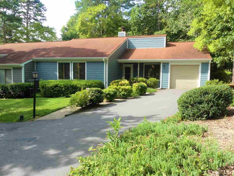 5944 Carmel Ln, Raleigh, NC 27609