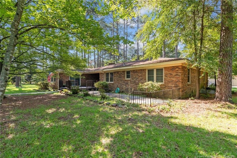 5945 Muscat Rd, Hope Mills, NC 28348