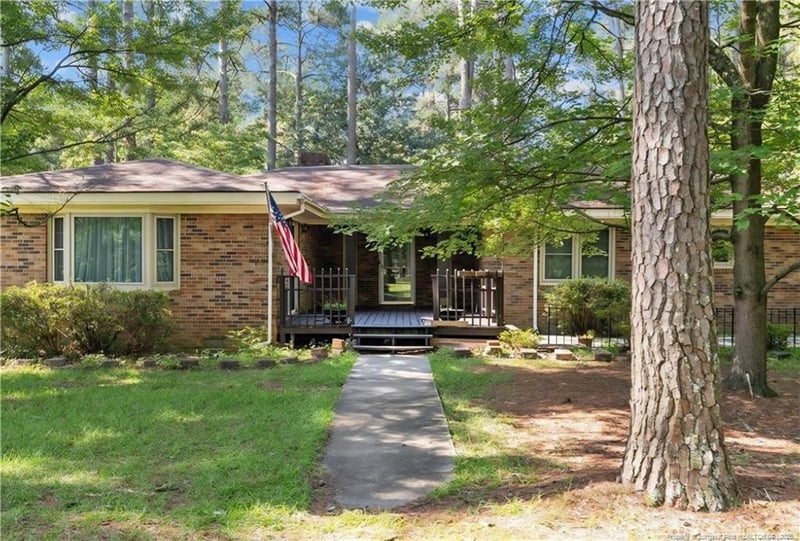 5945 Muscat Rd, Hope Mills, NC 28348