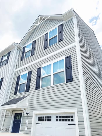 5945 River Landings Dr, Raleigh, NC 27616