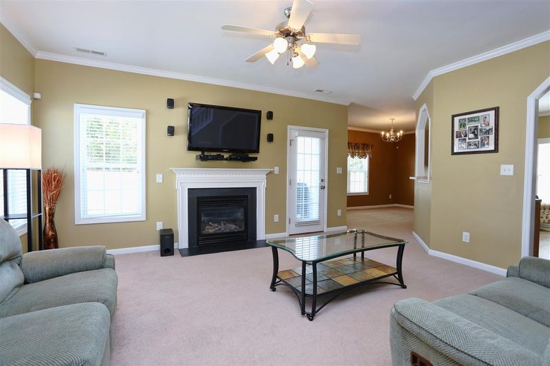 5946 Brambleberry Way, Raleigh, NC 27616
