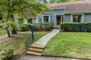 5946 Carmel Ln, Raleigh, NC 27609
