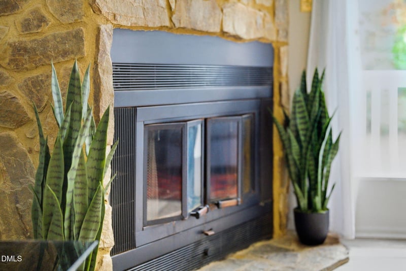 5946 Carmel Ln, Raleigh, NC 27609