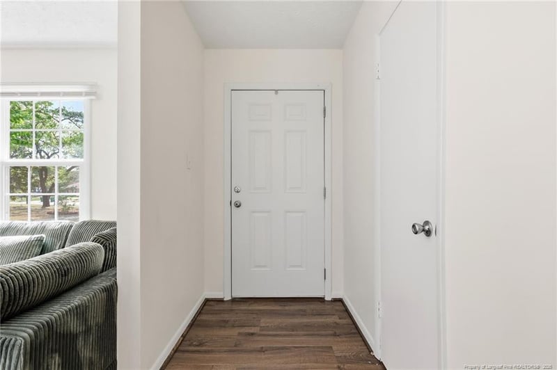 5947 Spinner Rd, Hope Mills, NC 28348