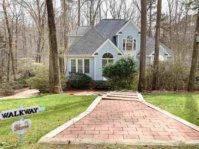5948 Dunbarton Way, Raleigh, NC 27613