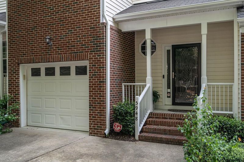 5948 Kohler Ln, Raleigh, NC 27616