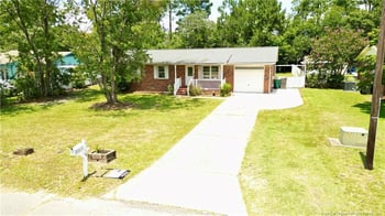 5948 Lexington Dr, Hope Mills, NC 28348