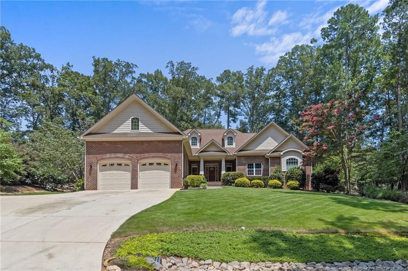 595 Chelsea Dr, Sanford, NC 27332