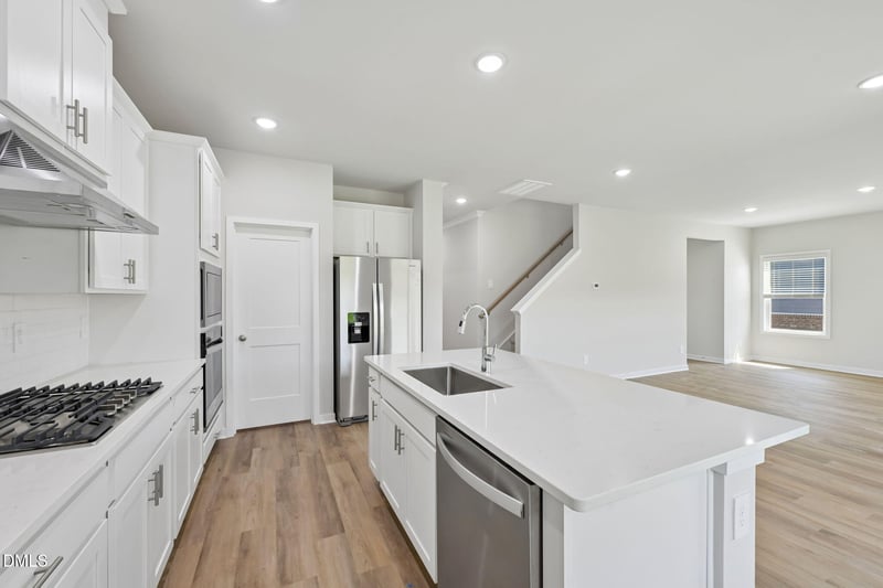 5951 Fallowfield Ln, Raleigh, NC 27616