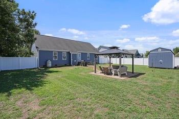 5952 Blue Sky Ln, Hope Mills, NC 28348