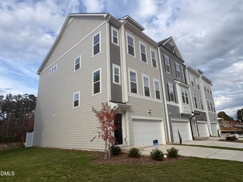 5956 Dunzo Dr, Raleigh, NC 27617