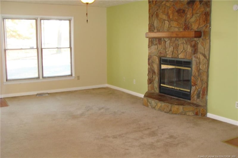 5958 Chambrian Dr, Fayetteville, NC 28314