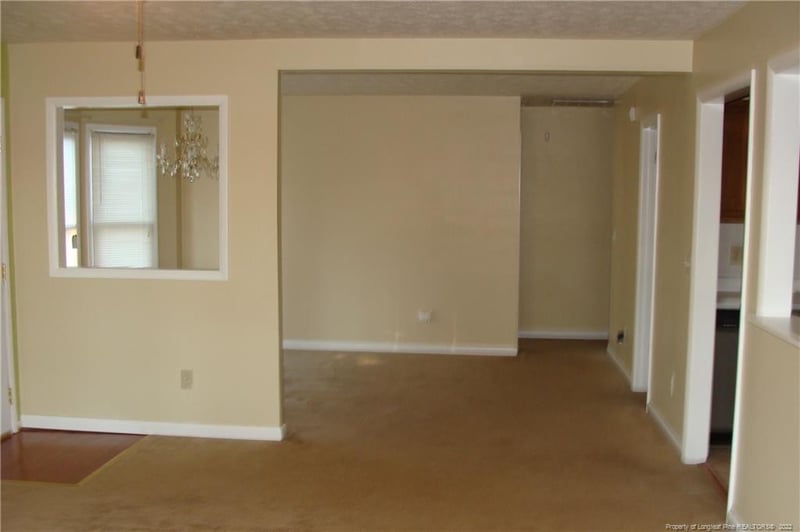 5958 Chambrian Dr, Fayetteville, NC 28314