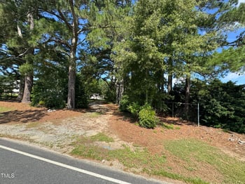596 Lane Rd, Dunn, NC 28334