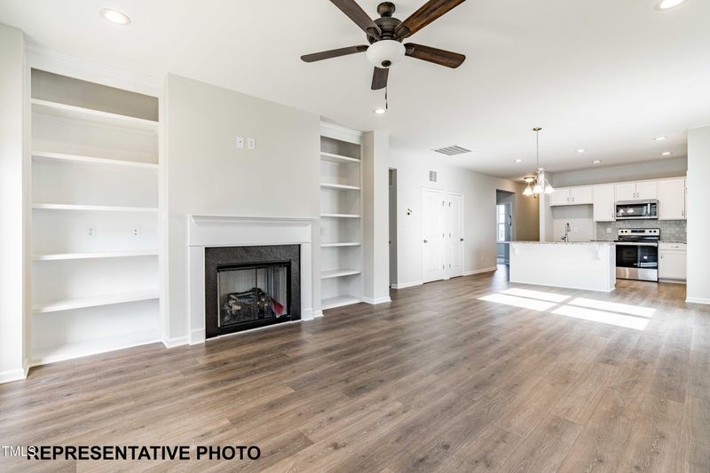 596 Sturgeon St, Smithfield, NC 27577