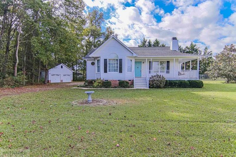 5960 Covered Bridge Rd, Archer Lodge, NC 27527