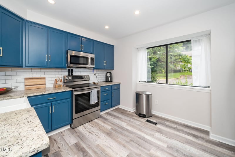 5961 Dixon Dr, Raleigh, NC 27609