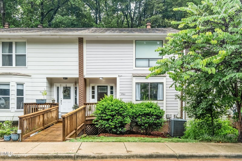 5961 Dixon Dr, Raleigh, NC 27609