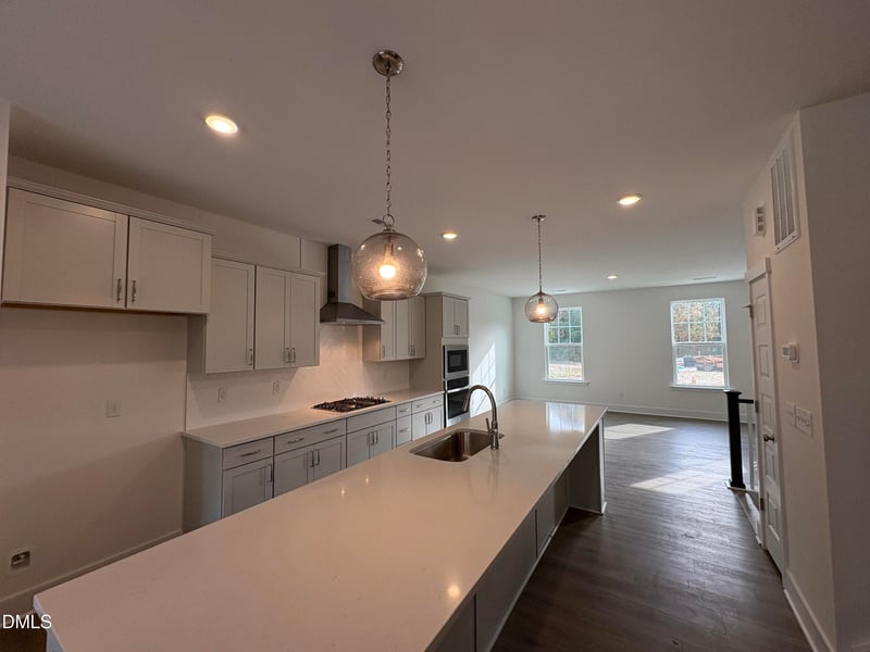 5962 Dunzo Dr, Raleigh, NC 27617