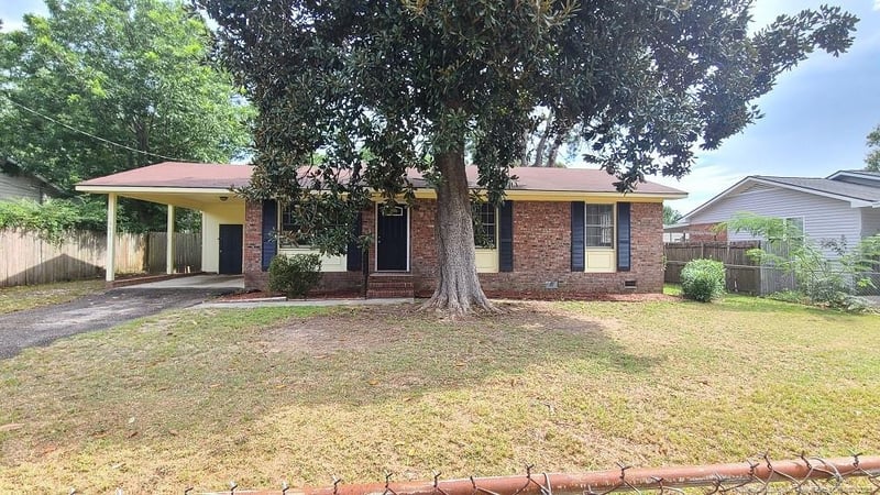 597 Braxton Blvd, Fayetteville, NC 28311