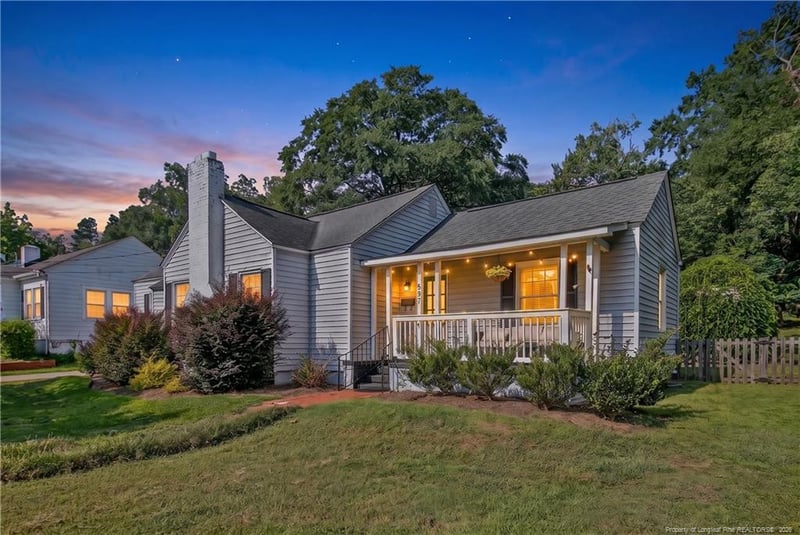 597 Greenland Dr, Fayetteville, NC 28305