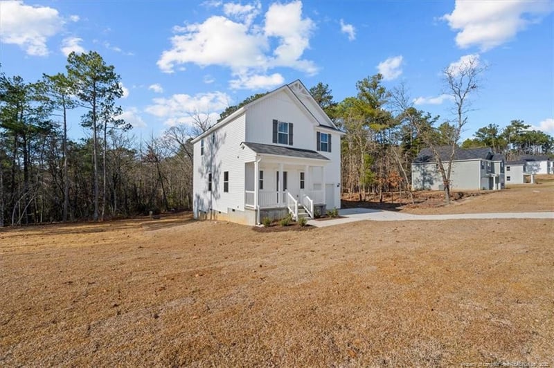 598 Blossom Trl, Lillington, NC 27546