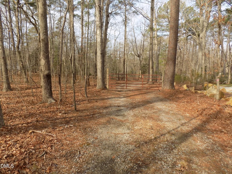 598 Moores Pond Rd, Youngsville, NC 27596