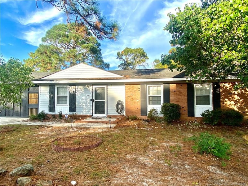 5983 Richfield Ave, Hope Mills, NC 28348