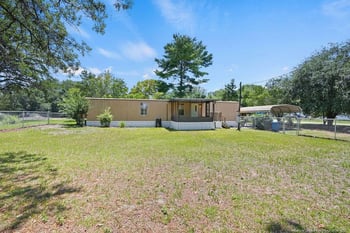5998 Love Ct, Hope Mills, NC 28348