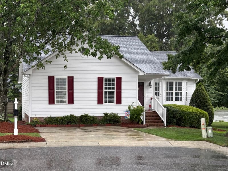 6 Bethany Pl, Durham, NC 27712