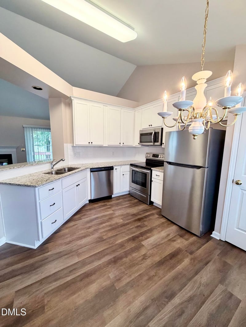6 Bethany Pl, Durham, NC 27712