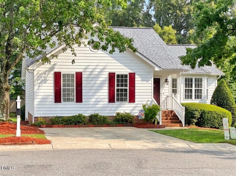 6 Bethany Pl, Durham, NC 27712