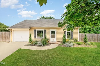 6 Blake Ct, Durham, NC 27712