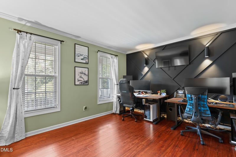 6 Bluffside Ct, Durham, NC 27712