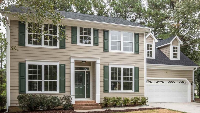 6 Bonham Ct, Durham, NC 27703