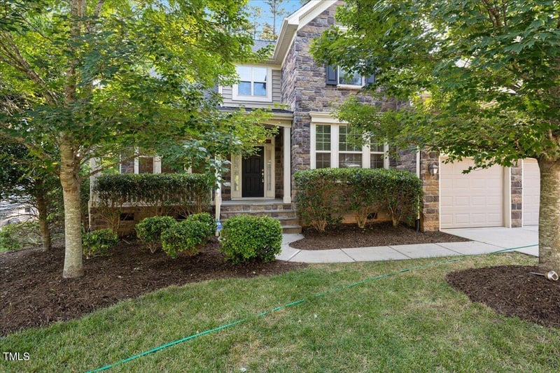 6 Brightfield Ln, Durham, NC 27712