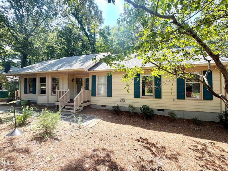 6 Burnwood Pl, Chapel Hill, NC 27517