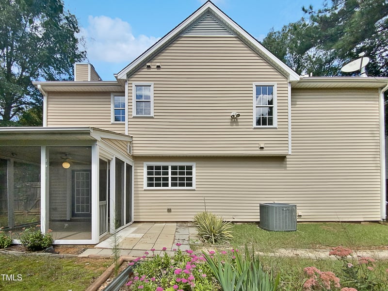 6 Cabes Mill Rd, Durham, NC 27705