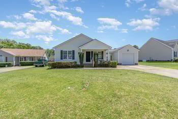 6 Carolina Ave, Benson, NC 27504