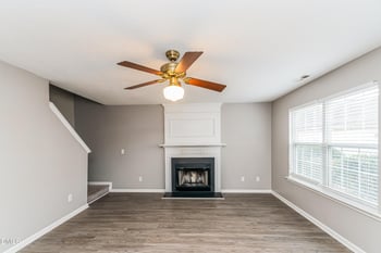 6 Cayman Ct, Durham, NC 27703