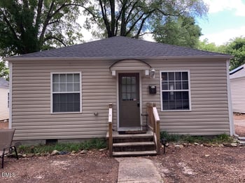 6 Clark Ct, Chapel Hill, NC 27516