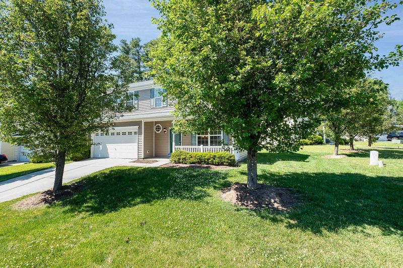 6 Crescent Hill Ct, Durham, NC 27704