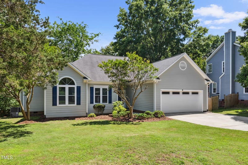 6 Danesfield Ct, Durham, NC 27707