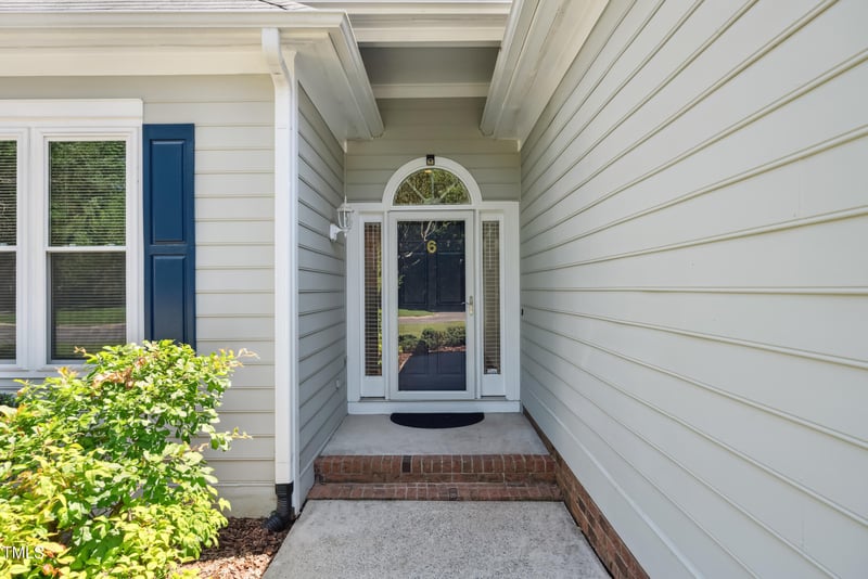 6 Danesfield Ct, Durham, NC 27707
