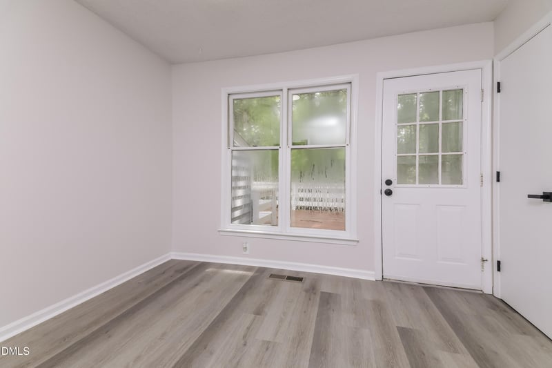 6 Fircrest Ct, Durham, NC 27703