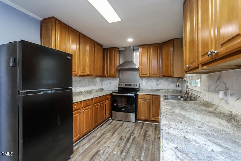 6 Hawaii Ct, Durham, NC 27713