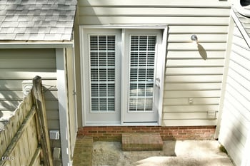 6 Justin Ct, Durham, NC 27705