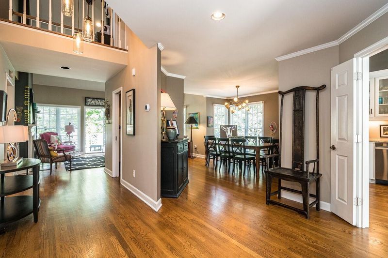 6 Marchmont Ct, Durham, NC 27705