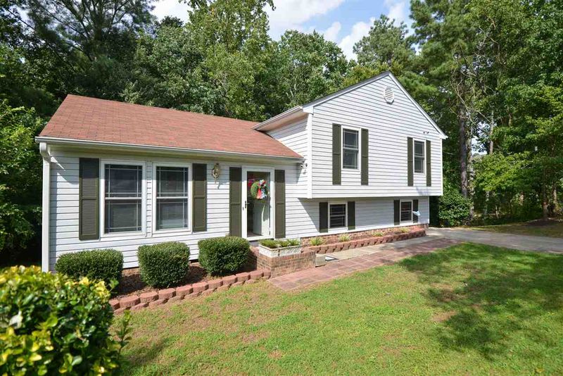 6 Mars Ct, Durham, NC 27703